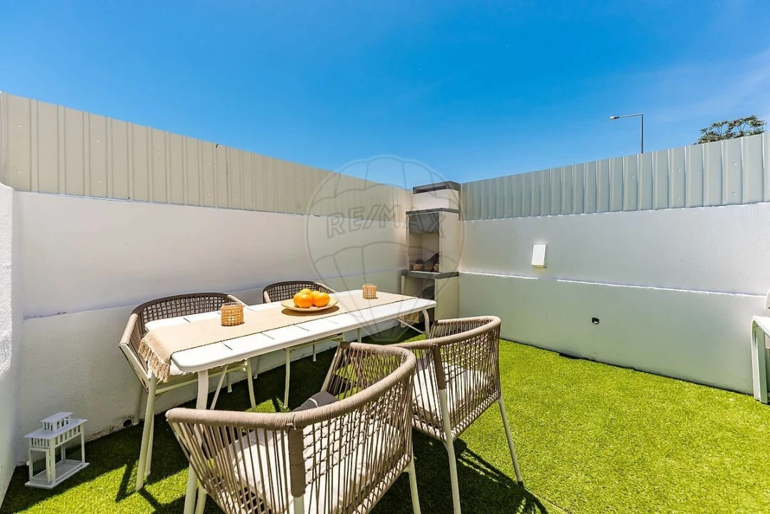Apartamento T2 para Venda em Oeiras e São Julião da Barra, Paço de Arcos e Caxias Foto 30