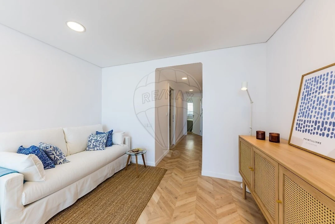 Apartamento T2 para Venda em Oeiras e São Julião da Barra, Paço de Arcos e Caxias Foto 7