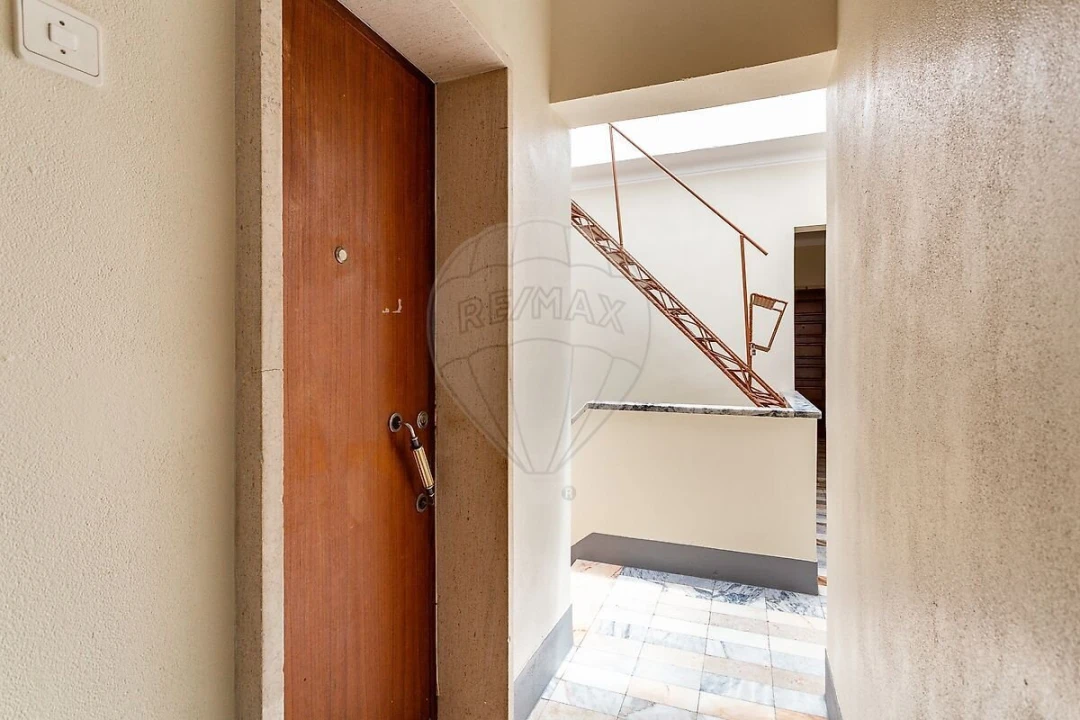 Apartamento T1 para Venda em Venteira Foto 20
