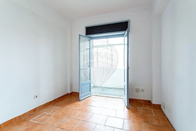 Apartamento T1 para Venda em Venteira