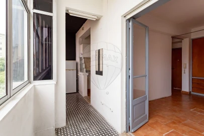 Apartamento T1 para Venda em Venteira