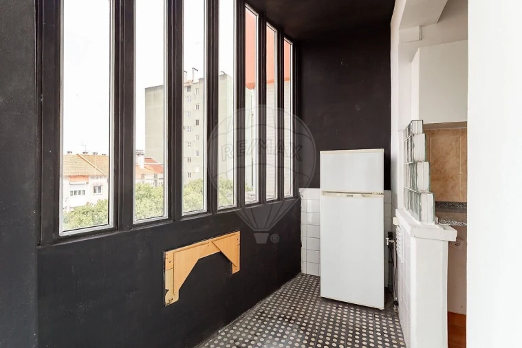 Apartamento T1 para Venda em Venteira Foto 10