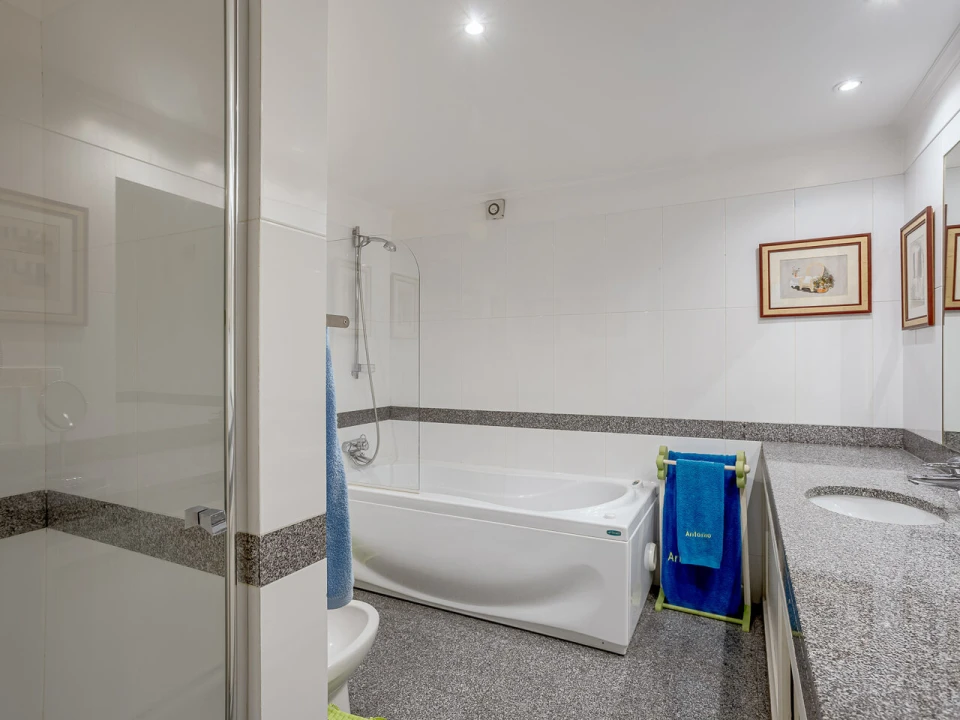 Apartamento T3 para Venda em Cascais e Estoril Foto 18