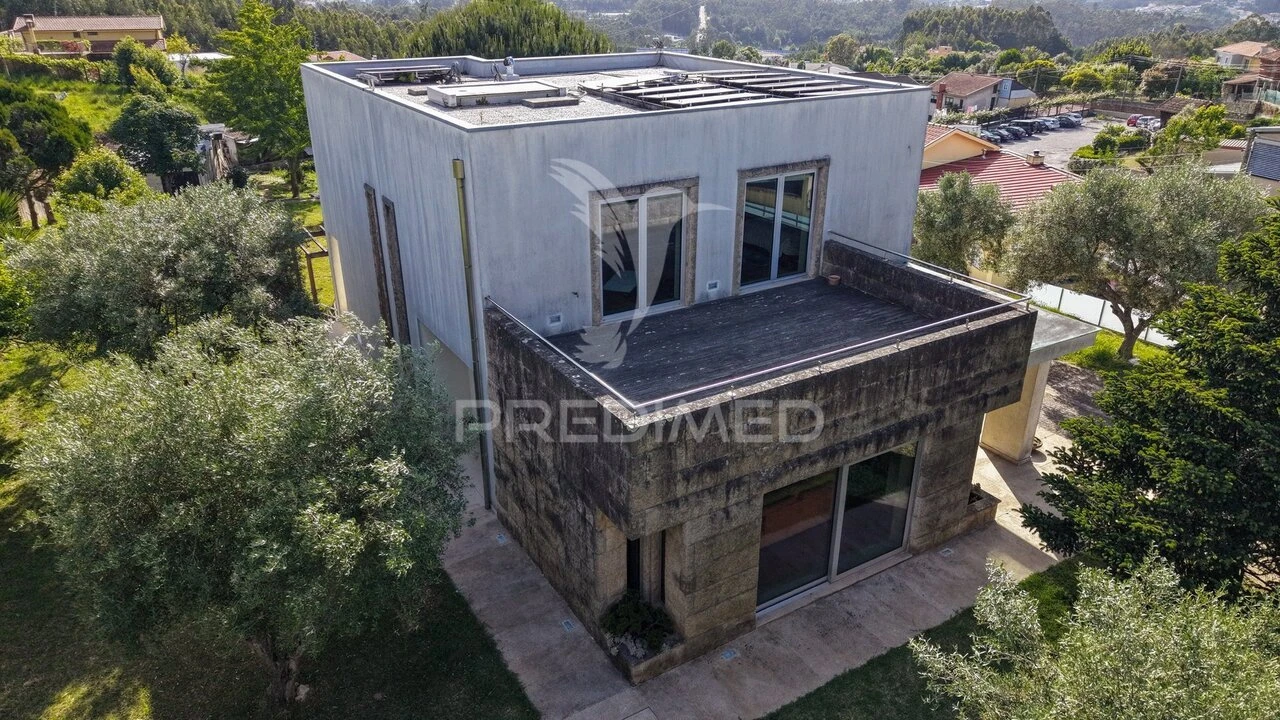 Moradia T3 para Venda em Sandim, Olival, Lever e Crestuma Foto 37