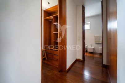 Moradia T3 para Venda em Sandim, Olival, Lever e Crestuma