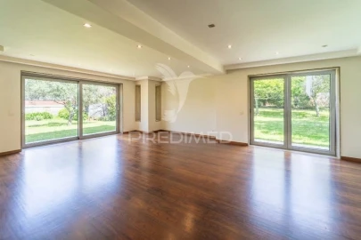 Moradia T3 para Venda em Sandim, Olival, Lever e Crestuma