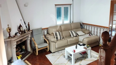 Moradia T3 para Venda em Freiria
