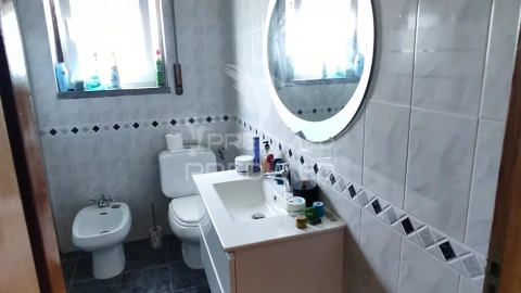Moradia T3 para Venda em Freiria