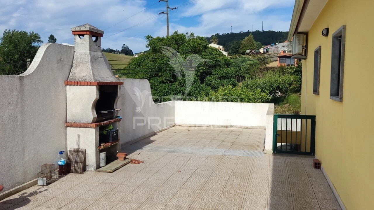 Moradia T3 para Venda em Freiria Foto 28