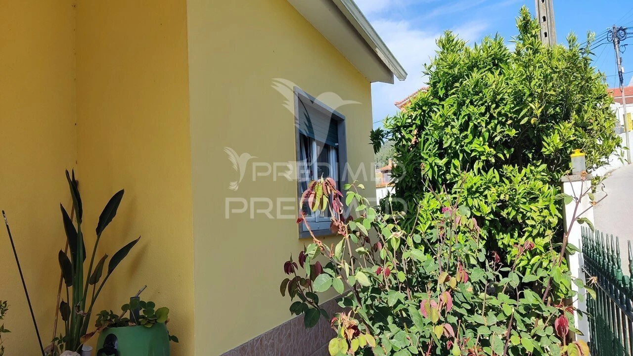 Moradia T3 para Venda em Freiria Foto 2