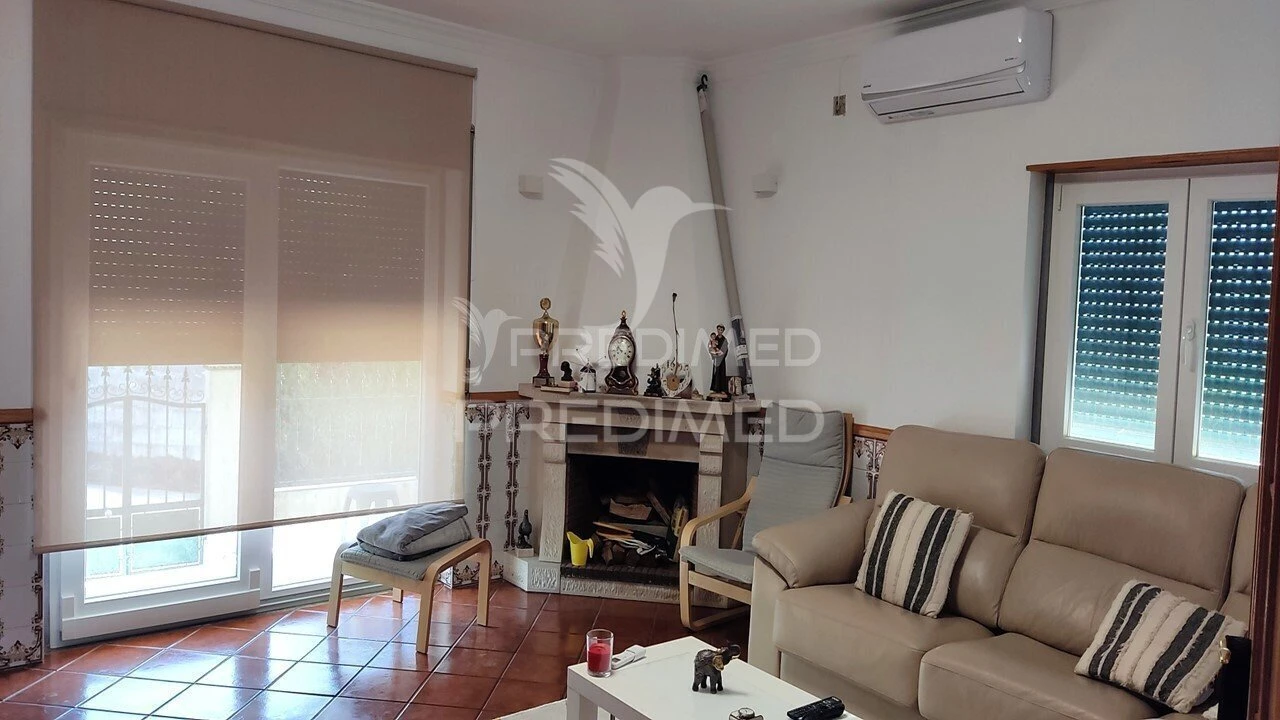 Moradia T3 para Venda em Freiria Foto 16