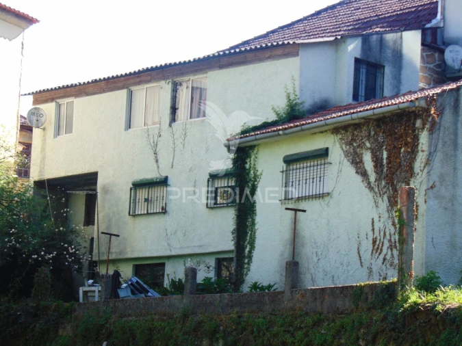 Moradia T4 para Venda em Nossa Senhora da Conceição, São Pedro e São Dinis Foto 3