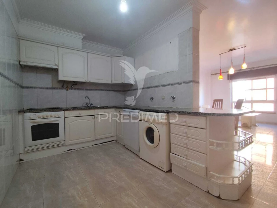 Apartamento T2 para Venda em Algueirão-Mem Martins Foto 10