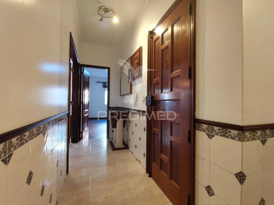 Apartamento T2 para Venda em Algueirão-Mem Martins Foto 30