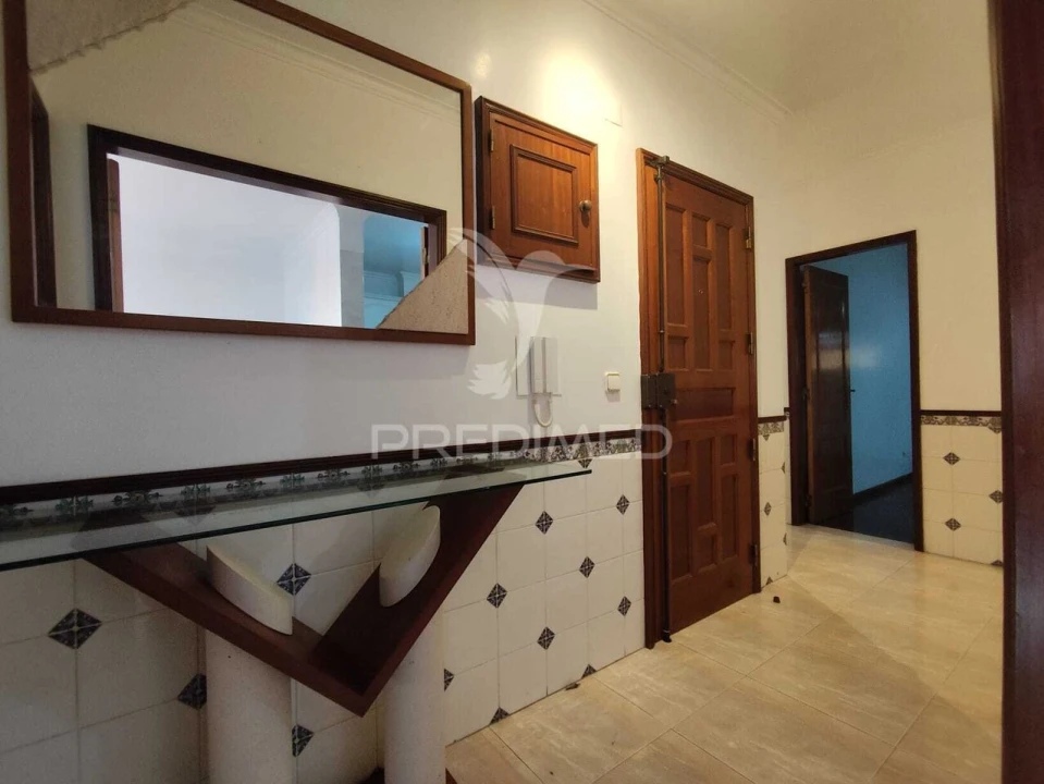 Apartamento T2 para Venda em Algueirão-Mem Martins Foto 31