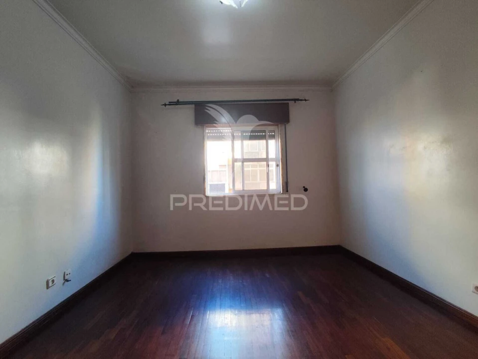 Apartamento T2 para Venda em Algueirão-Mem Martins Foto 26