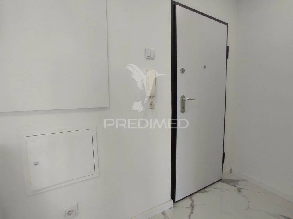 Apartamento T1 para Venda em Águas Livres Foto 4