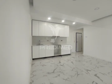 Apartamento T1 para Venda em Águas Livres