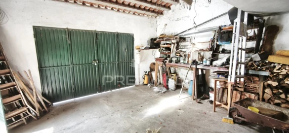 Moradia T3 para Venda em Sé e São Lourenço