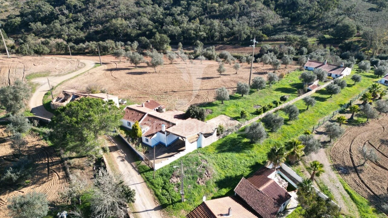 Quinta T4 para Venda em Reliquias Foto 2