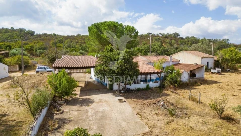 Quinta T4 para Venda em Reliquias
