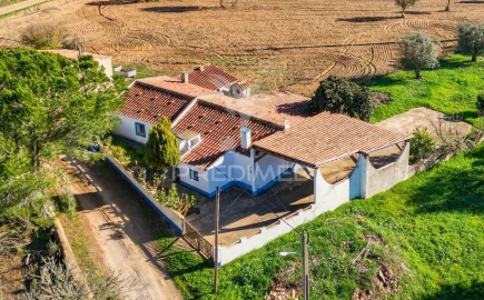 Quinta T4 para Venda em Reliquias