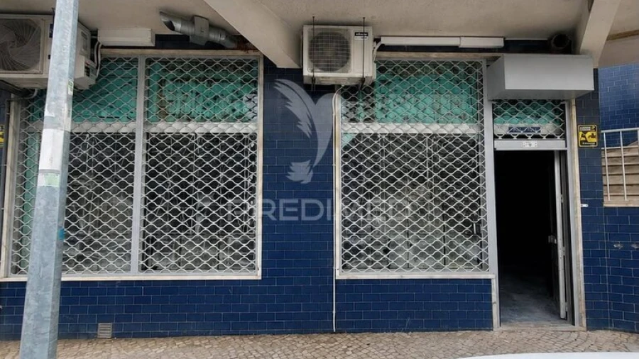 Loja para Venda em Loures