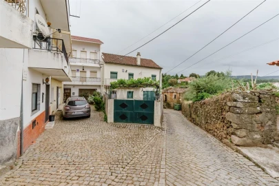 Moradia T3 para Venda em Fatela