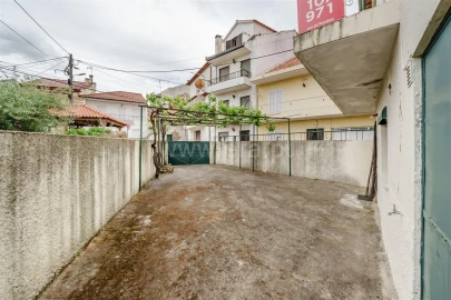 Moradia T3 para Venda em Fatela