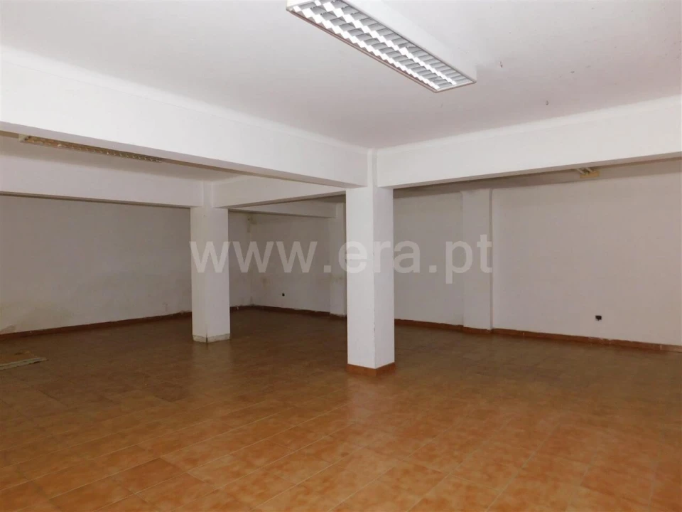 Loja para Arrendamento em Fundão, Valverde, Donas, A. Joanes, A. Nova Cabo Foto 3