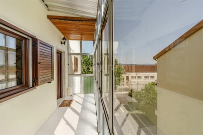 Moradia T6 para Venda em Tortosendo