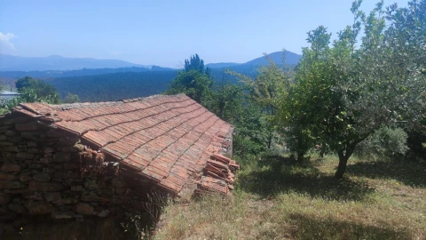 Moradia T0 para Venda em São Miguel do Mato