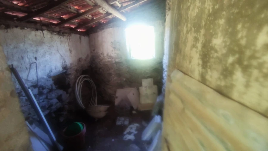 Moradia T0 para Venda em São Miguel do Mato Foto 15