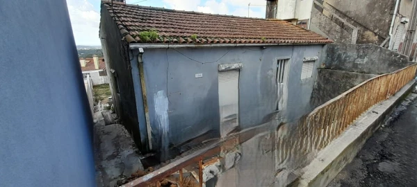 Moradia T3 para Venda em Arrifana