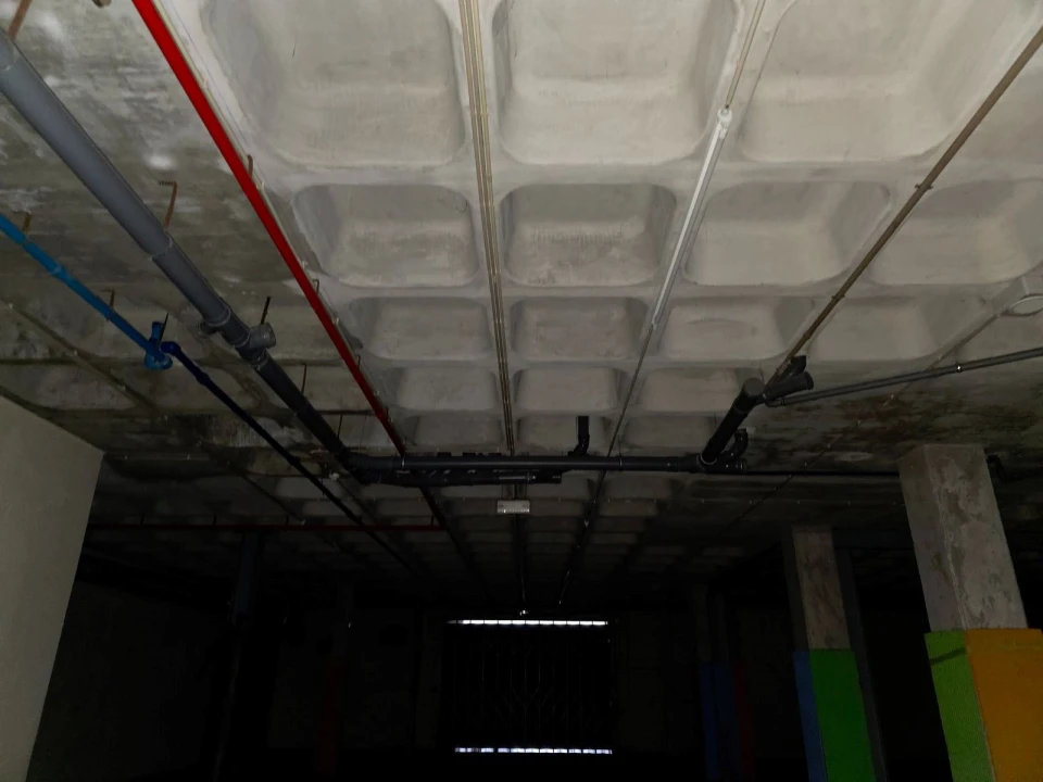 Armazém para Arrendamento em Serzedo e Perosinho Foto 12