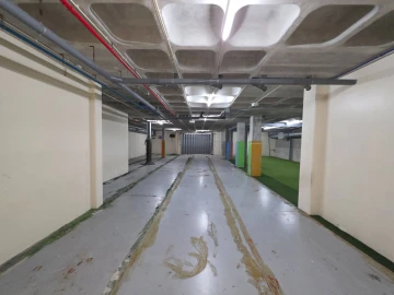 Armazém para Arrendamento em Serzedo e Perosinho