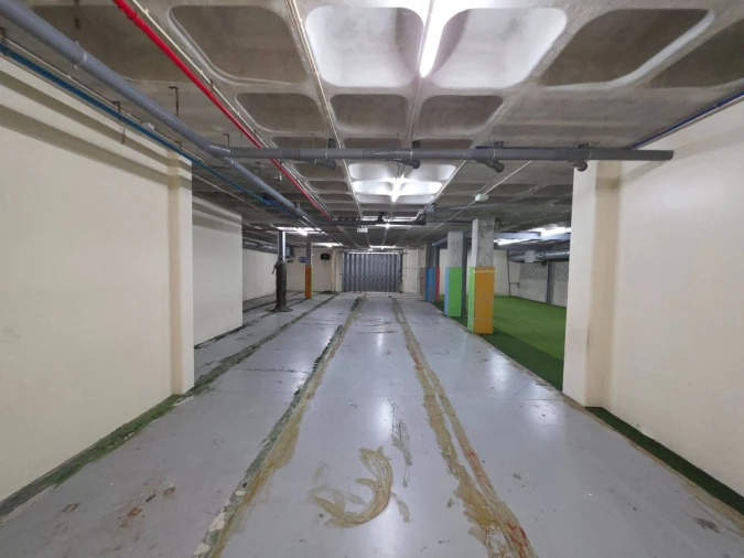 Armazém para Arrendamento em Serzedo e Perosinho Foto 9