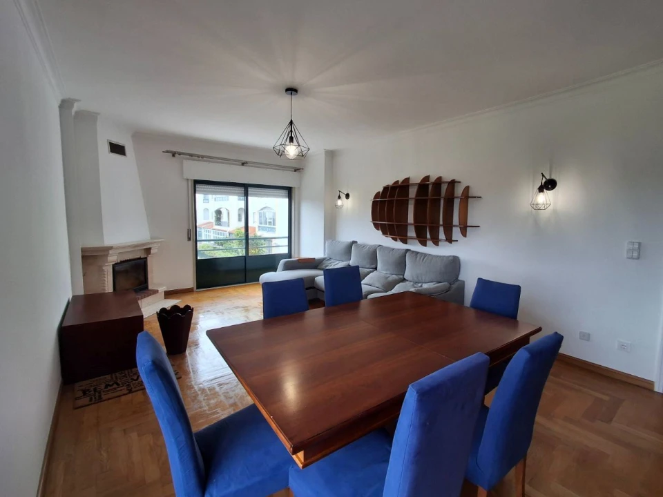 Apartamento T2 para Arrendamento em Carcavelos e Parede Foto 3