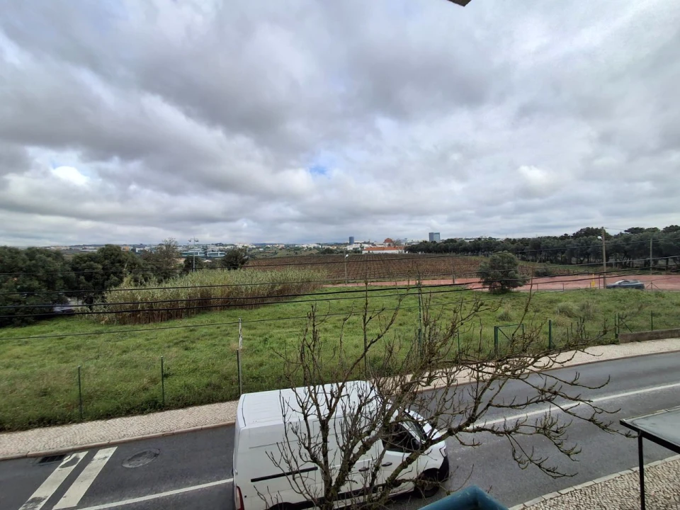 Apartamento T2 para Arrendamento em Carcavelos e Parede Foto 5