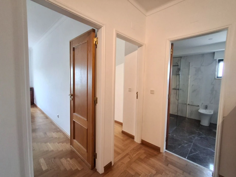 Apartamento T2 para Arrendamento em Carcavelos e Parede Foto 17
