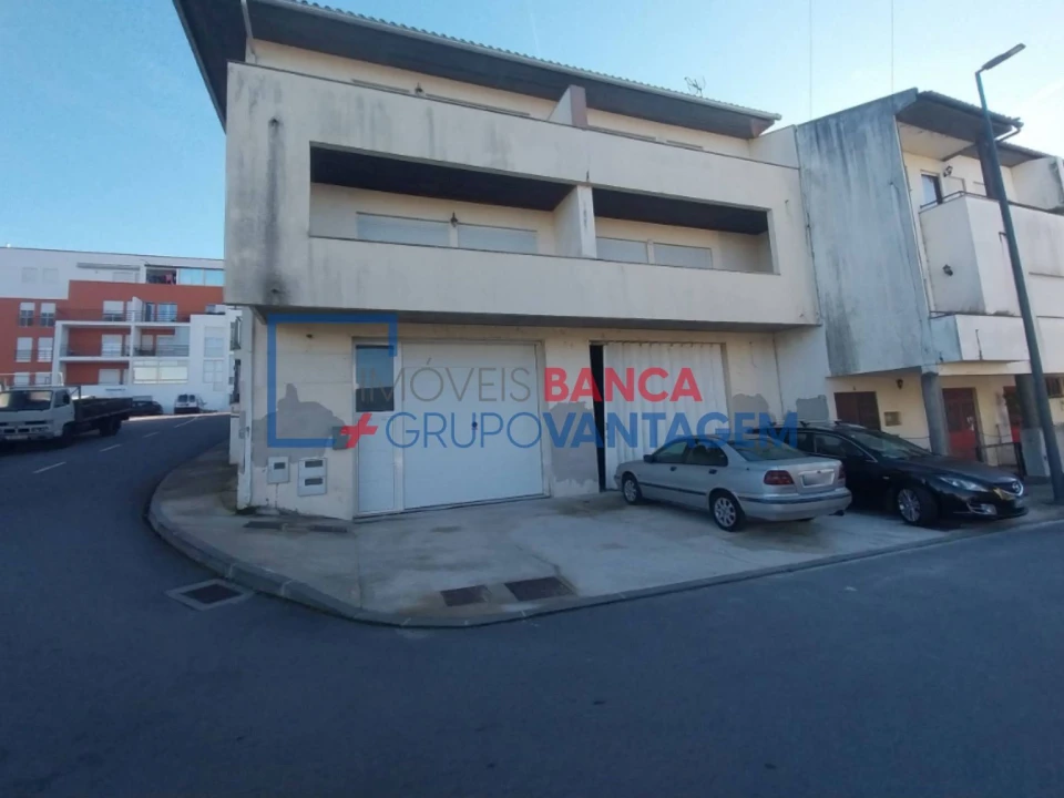 Loja para Venda em Ponte da Barca, V.N. Muía, Paço Vedro Magalhães Foto 1