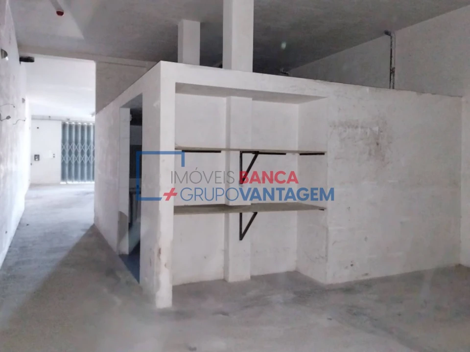 Loja para Venda em Ponte da Barca, V.N. Muía, Paço Vedro Magalhães Foto 3