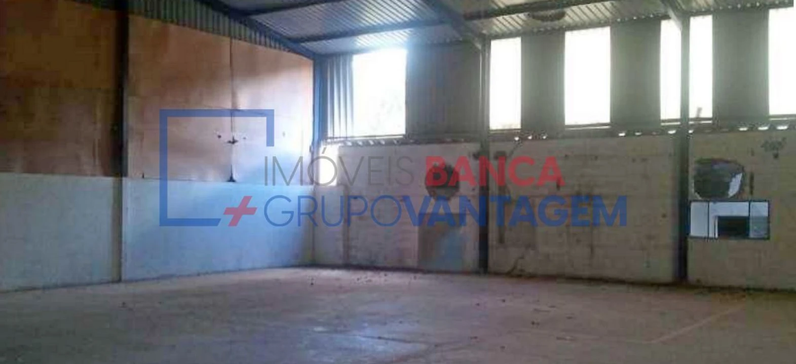 Armazém para Venda em Bemposta Foto 8