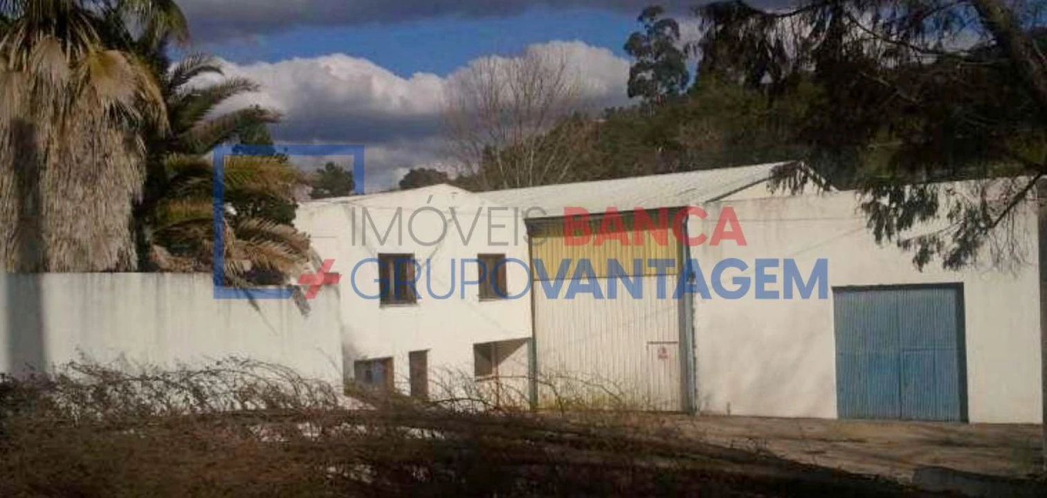 Armazém para Venda em Bemposta Foto 10