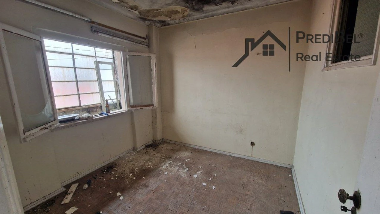 Apartamento T2 para Venda em Vila Franca de Xira Foto 14