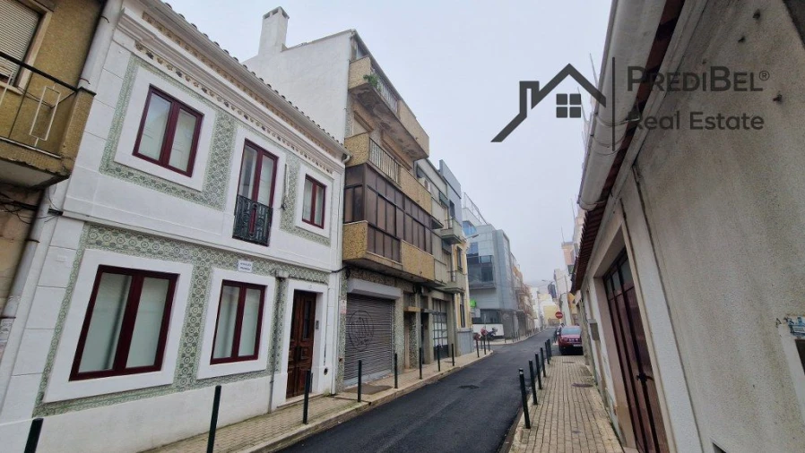 Apartamento T2 para Venda em Vila Franca de Xira Foto 31
