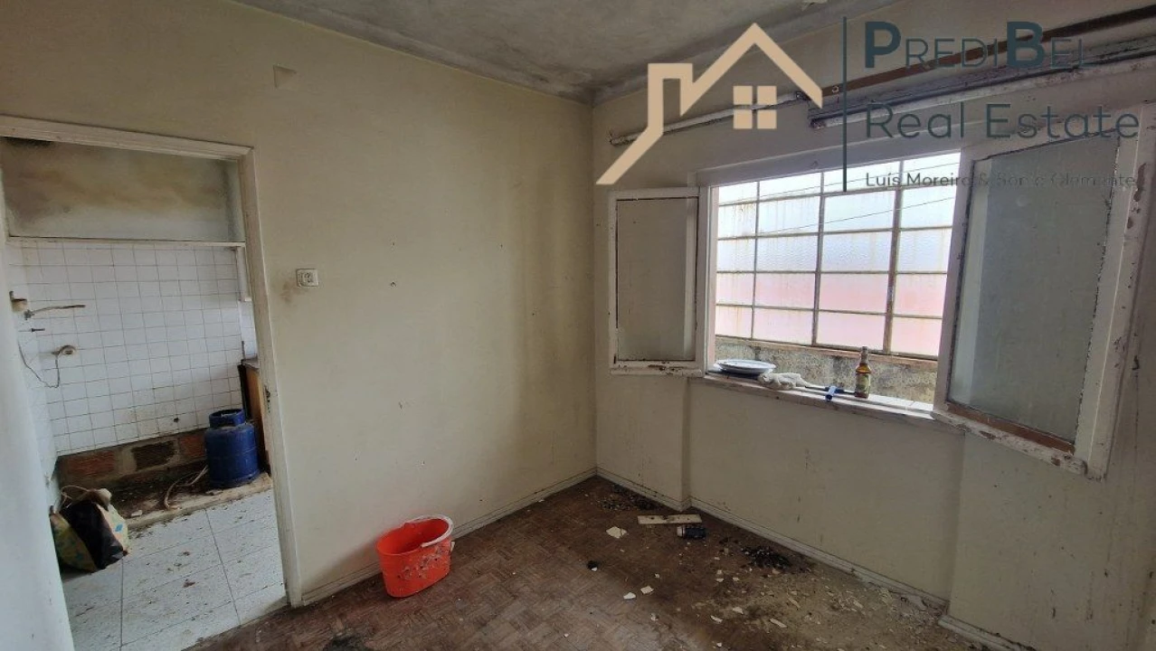 Apartamento T2 para Venda em Vila Franca de Xira Foto 15