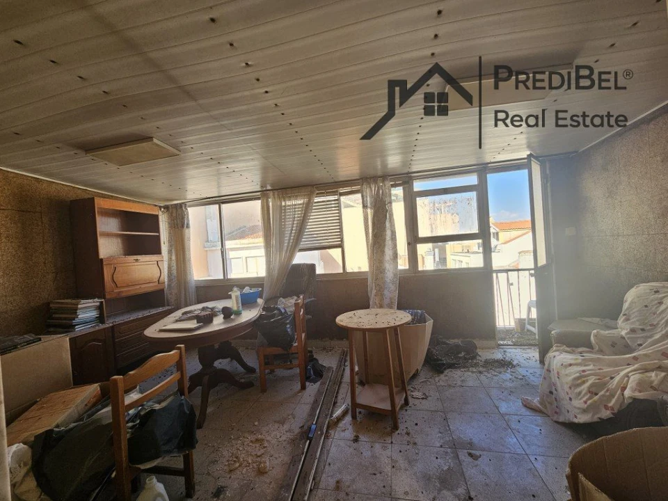 Apartamento T2 para Venda em Vila Franca de Xira Foto 3