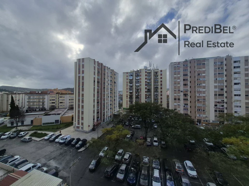Apartamento T3 para Venda em Carregado e Cadafais Foto 46
