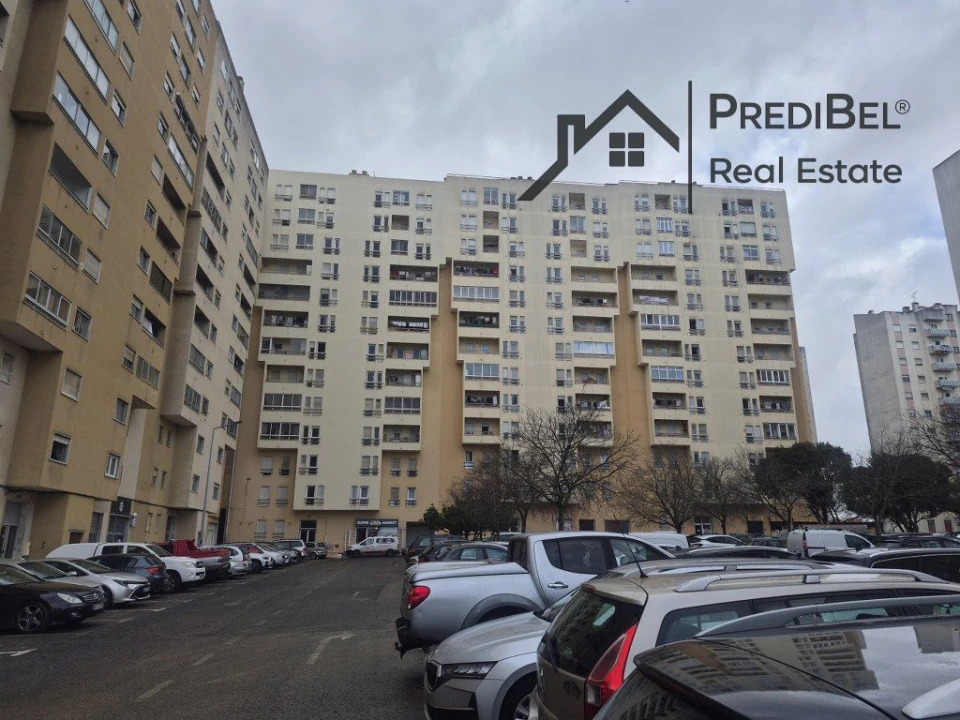 Apartamento T3 para Venda em Carregado e Cadafais Foto 52